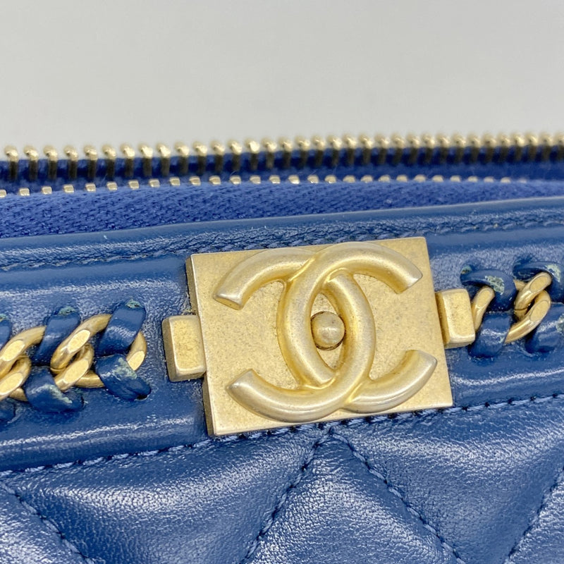 【6ga0192-k】シャネル 長財布 ボーイシャネル ラムスキン ネイビー シャンパンゴールド金具【中古】レディース