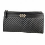 【6ga0193-k】シャネル 長財布 ボーイシャネル/Vステッチ ラムスキン ブラック シルバー金具【中古】レディース