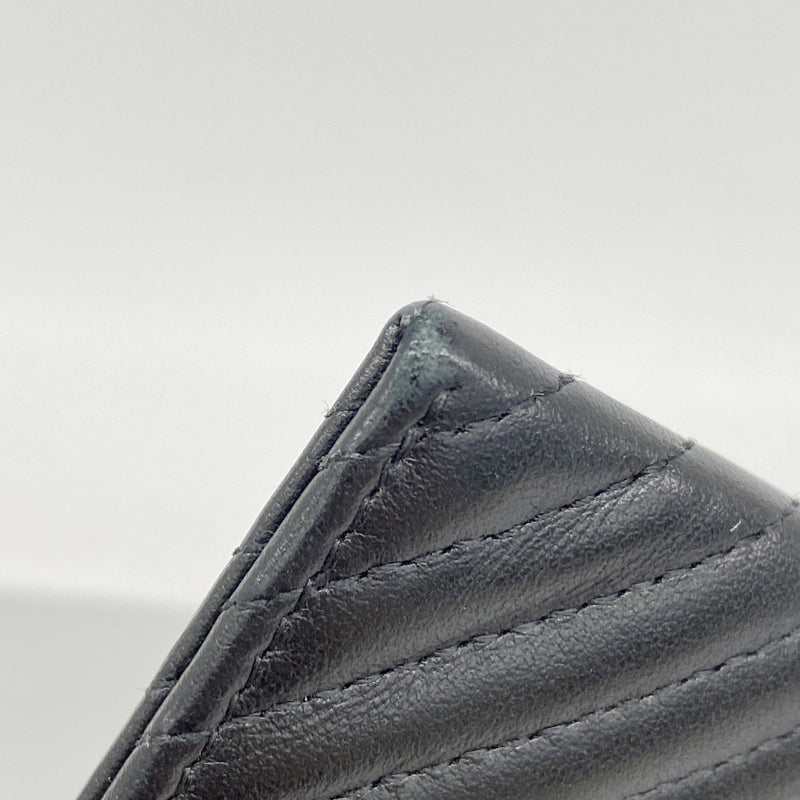 【6ga0193-k】シャネル 長財布 ボーイシャネル/Vステッチ ラムスキン ブラック シルバー金具【中古】レディース