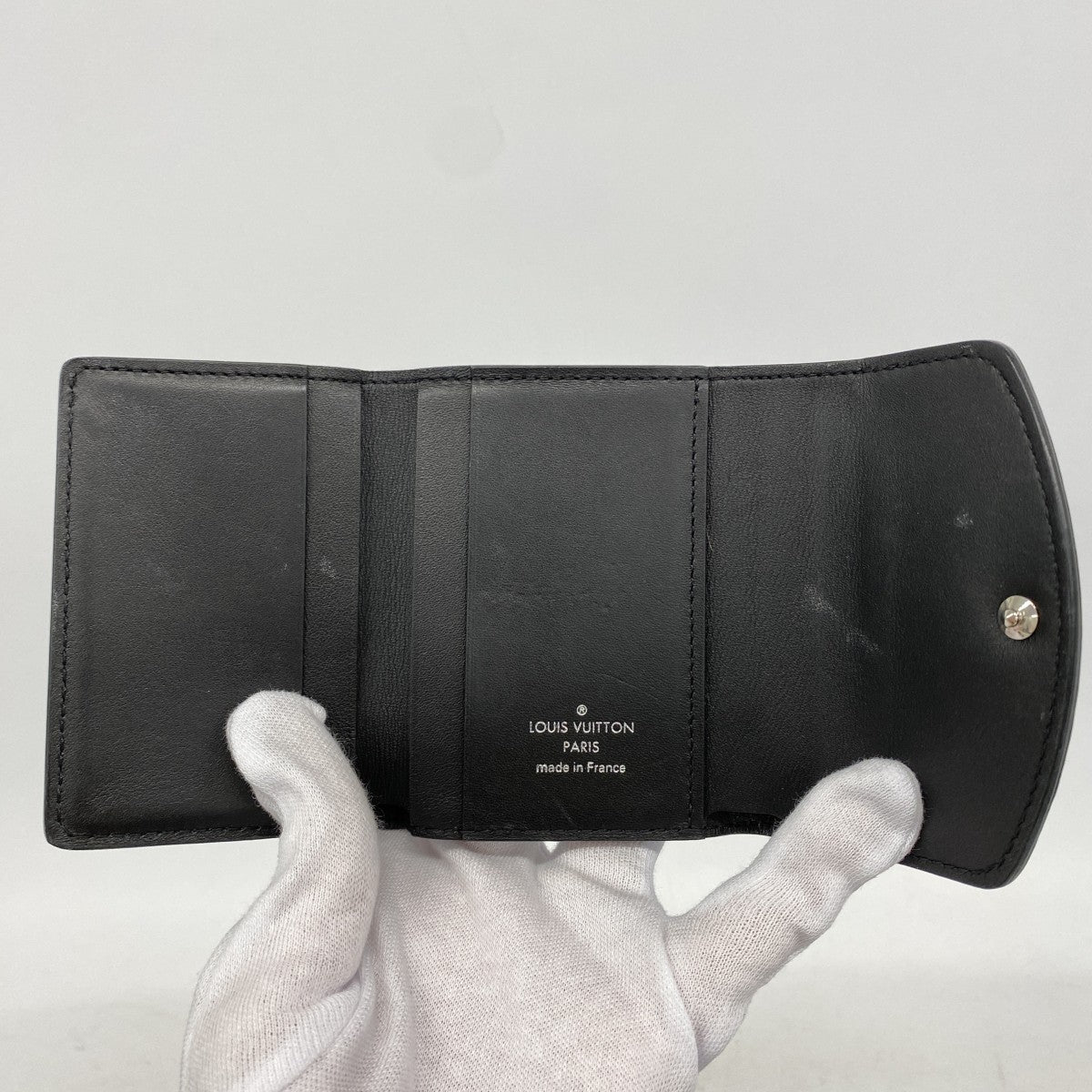 【6ga0194-k】ルイヴィトン 三つ折り財布 マヒナ ポルトフォイユイリスXS M67498 ノワール【中古】レディース