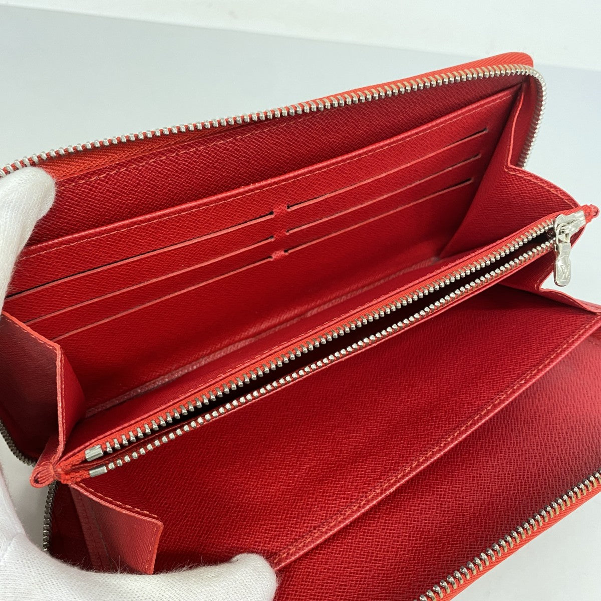 【6ga0233】ルイヴィトン 長財布 エピ ジッピーオーガナイザー M6385E ルージュ【中古】レディース
