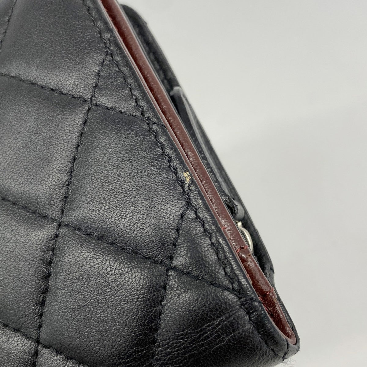 【6ga0339-k】シャネル 財布 マトラッセ ラムスキン ブラック シルバー金具【中古】レディース