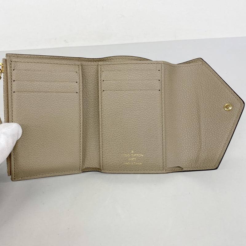 【6ga0340-k】ルイヴィトン 三つ折り財布 モノグラム・アンプラント バイカラー ポルトフォイユヴィクトリーヌ M81861 トゥルトレール/クレーム【中古】レディース