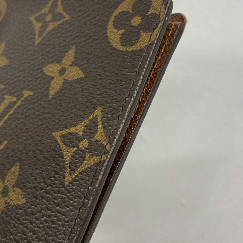 【6ga0348-k】ルイヴィトン 札入れ モノグラム ポルトビエ6カルトクレディ M60929 ブラウン【中古】レディース