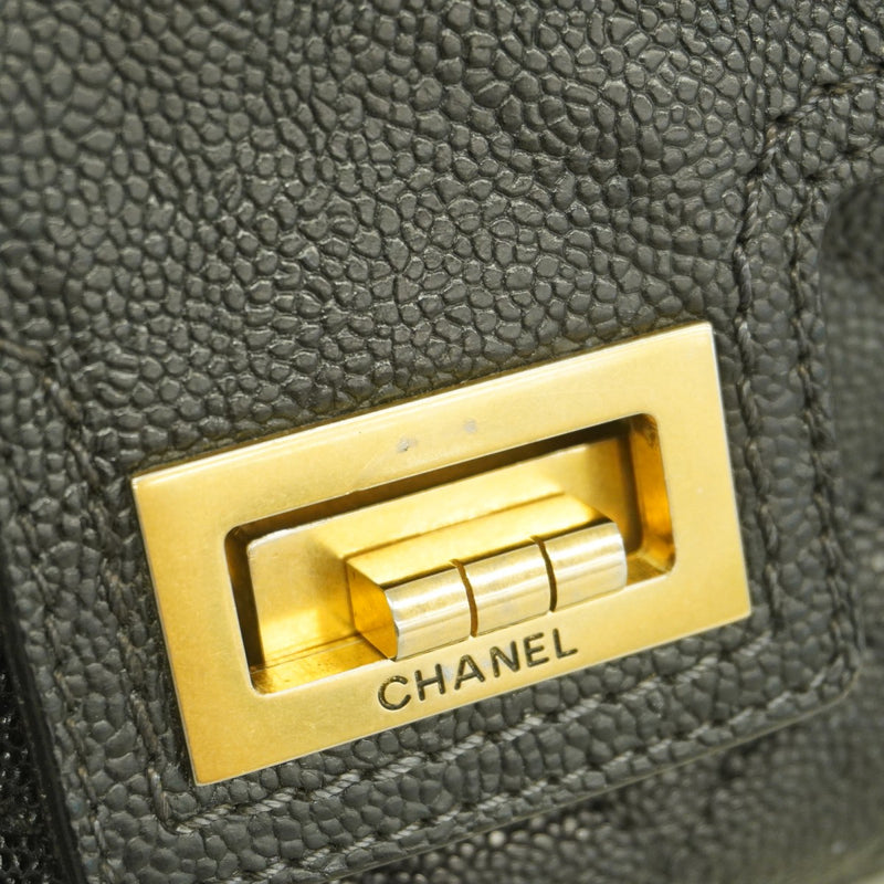 【6ga0361-k】シャネル ショルダーバッグ 2.55/マトラッセ Wチェーン キャビアスキン ブラック ゴールド金具【中古】レディース