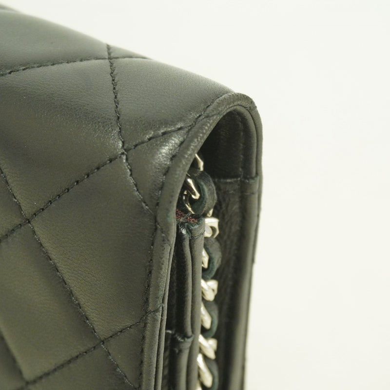 【6ga0362-k】シャネル ショルダーウォレット マトラッセ チェーンショルダー ラムスキン ブラック シルバー金具【中古】レディース