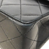 【6ga0379】シャネル ショルダーバッグ マトラッセ Wフラップ Wチェーン ラムスキン ブラック ゴールド金具【中古】レディース