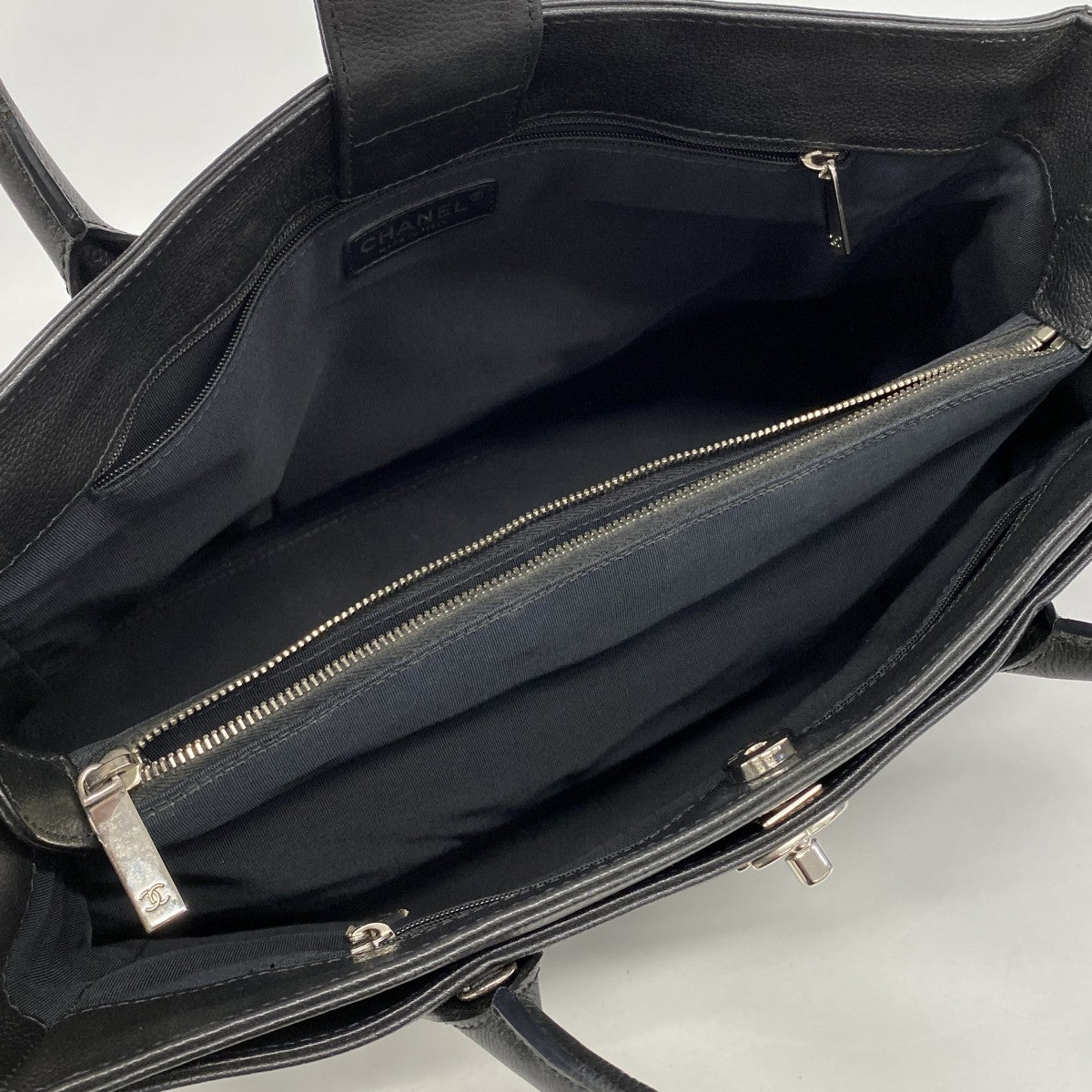【6ga0387】シャネル トートバッグ エグゼクティブ レザー ブラック シルバー金具【中古】レディース