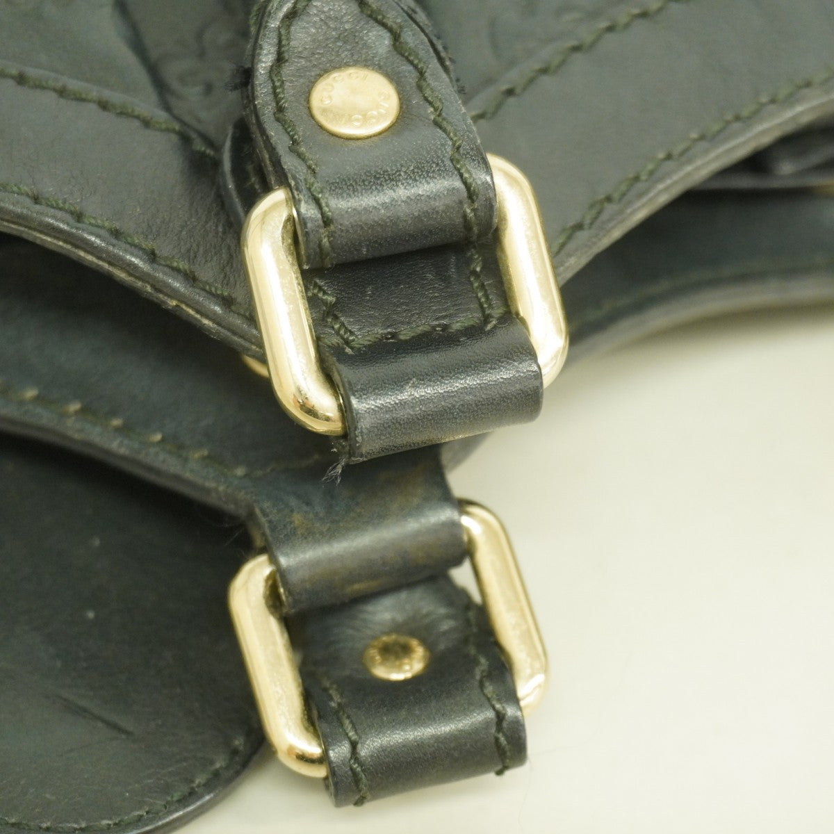 【6ga0401-k】グッチ ハンドバッグ グッチシマ スーキー 211944 レザー ブラック シャンパンゴールド金具【中古】レディース