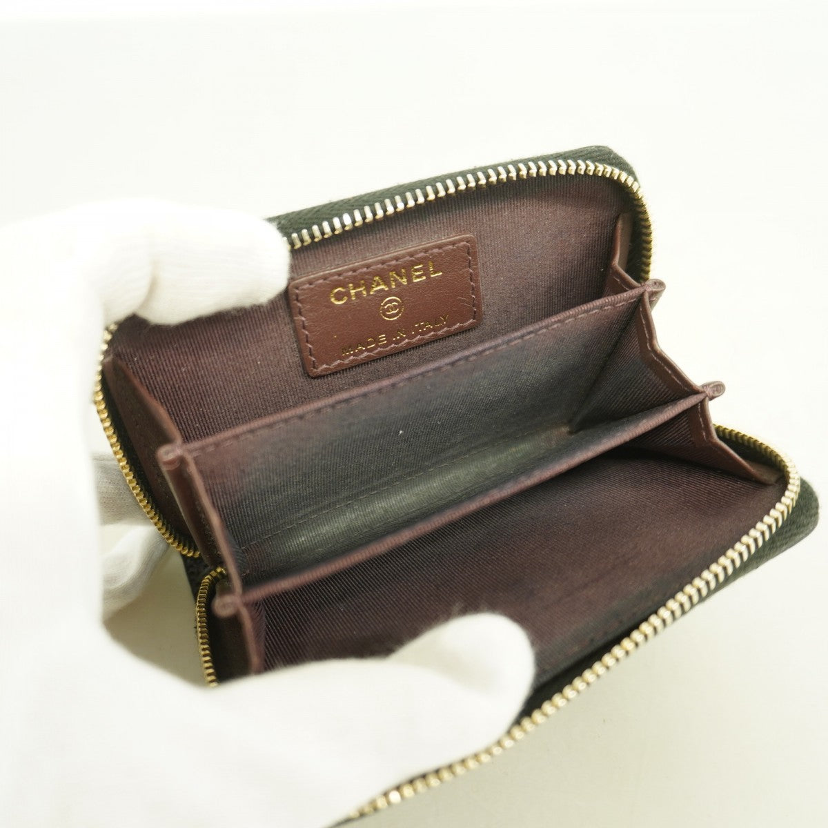 【6ga0481】シャネル コインケース マトラッセ キャビアスキン ブラック ゴールド金具【中古】レディース