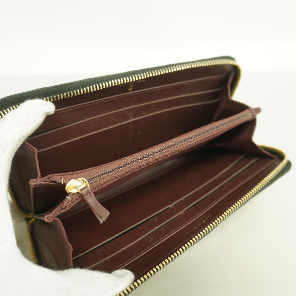 【6ga0486】シャネル 長財布 マトラッセ キャビアスキン ブラック ゴールド金具【中古】レディース