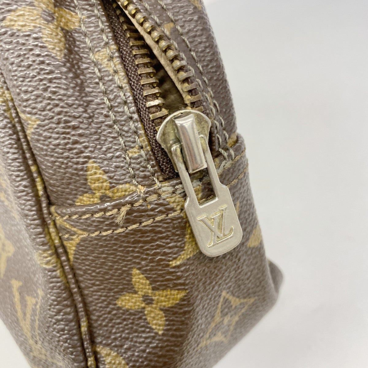 【6ga0516】ルイヴィトン ポーチ モノグラム トゥルーストワレット28 M47522 ブラウン【中古】レディース