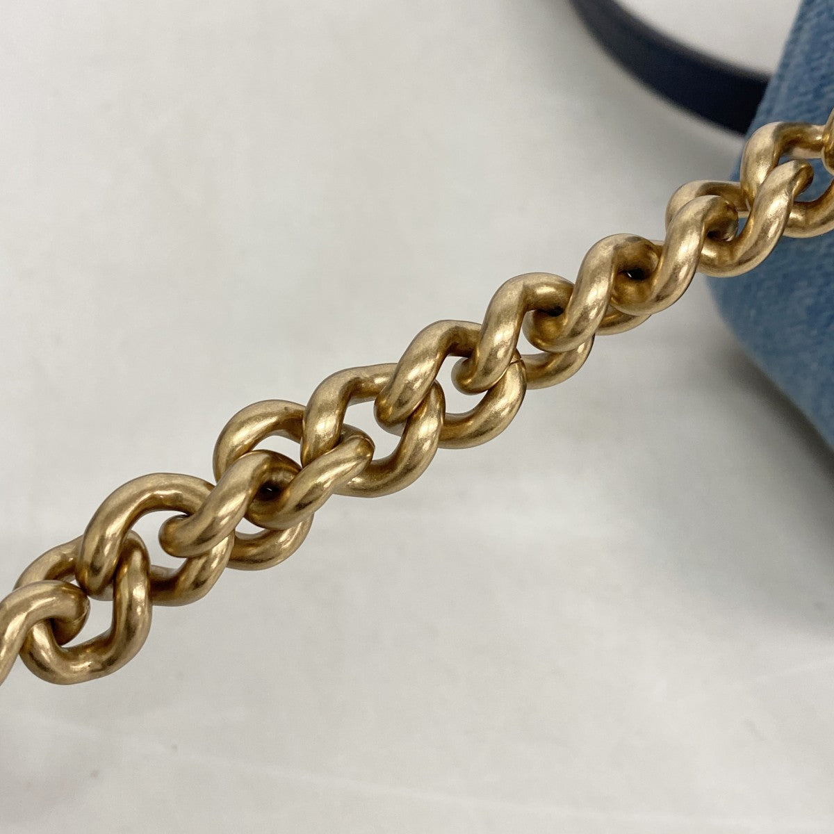 【6ga0608-k】グッチ ショルダーバッグ GGマーモント 447632 デニム ブルー ゴールド金具【中古】レディース