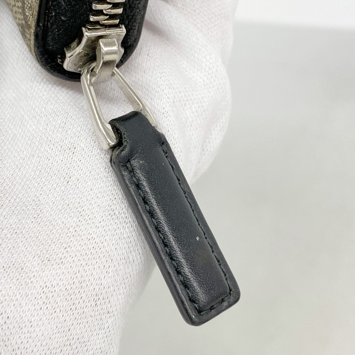 【6ga0616-k】グッチ コインケース GGスプリーム 451242 PVC ブラック ブラウン シルバー金具【中古】メンズ レディース ユニセックス
