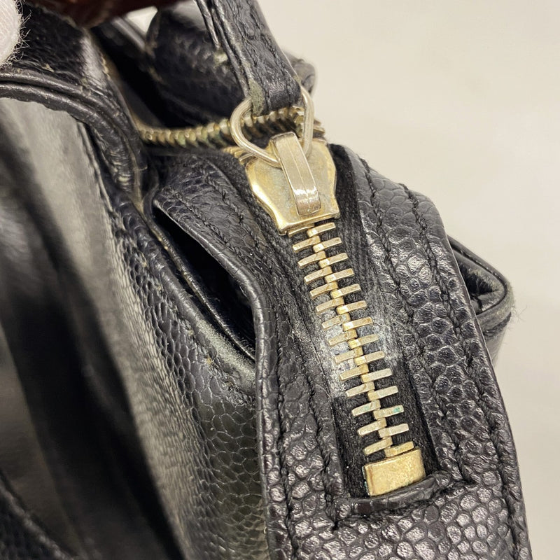 【6ga0754-k】シャネル ハンドバッグ キャビアスキン ブラック ゴールド金具【中古】レディース