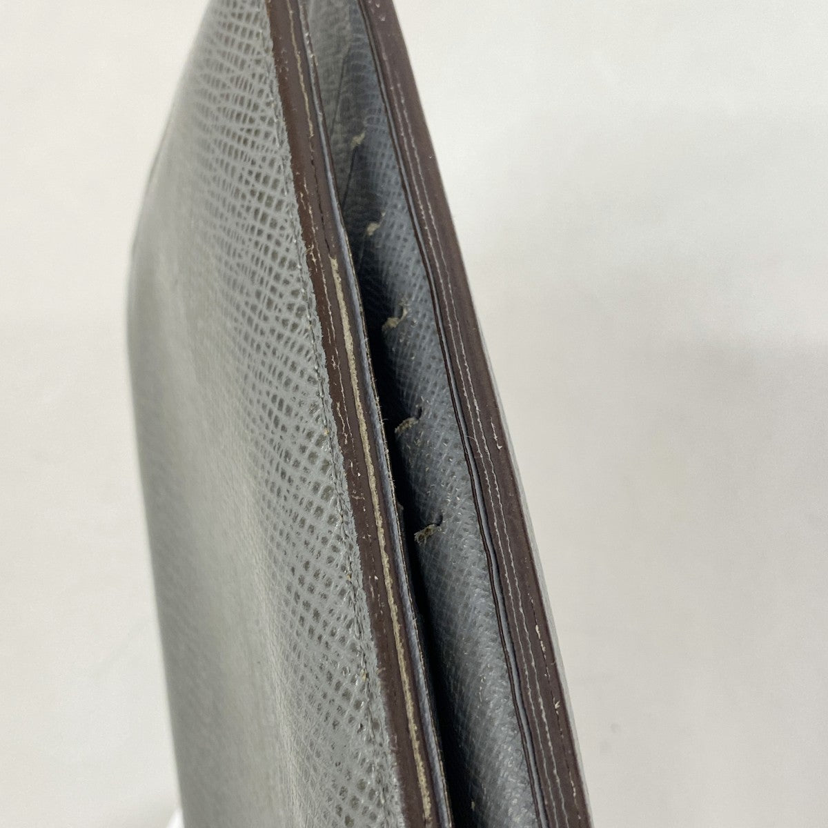 【6ga0756-k】ルイヴィトン 長財布 タイガ ポルトフォイユブラザ M32653 グラシエ【中古】メンズ