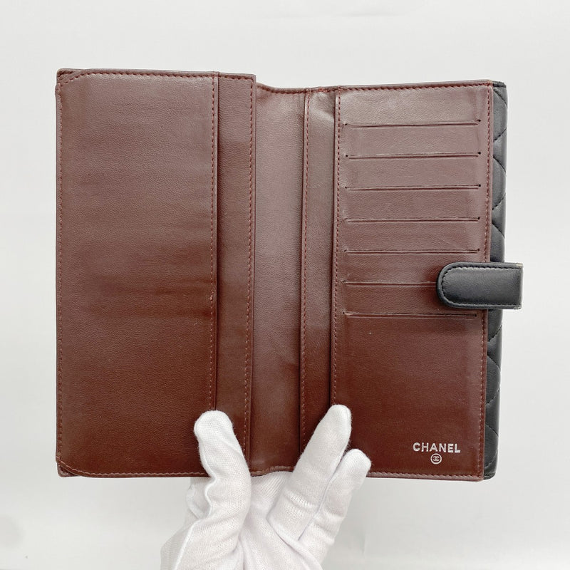 【6ga0770-k】シャネル 長財布 マトラッセ ラムスキン ブラック シルバー金具【中古】レディース