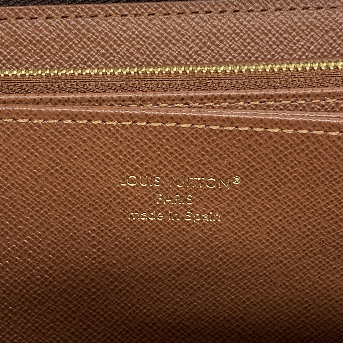 【6gb0924】ルイヴィトン 長財布 モノグラム ジッピーウォレット M42616 ブラウン【中古】メンズ レディース ユニセックス