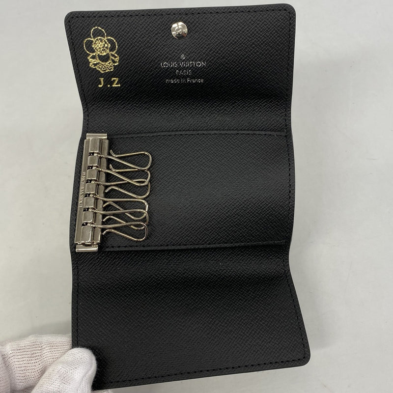 【6gb1159-k】ルイヴィトン キーケース ダミエ・グラフィット ミュルティクレ6 N62662 ブラック【中古】メンズ