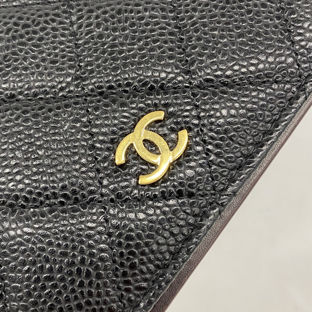 【6gb1201-k】シャネル 長財布 マトラッセ キャビアスキン ブラック ゴールド金具【中古】レディース