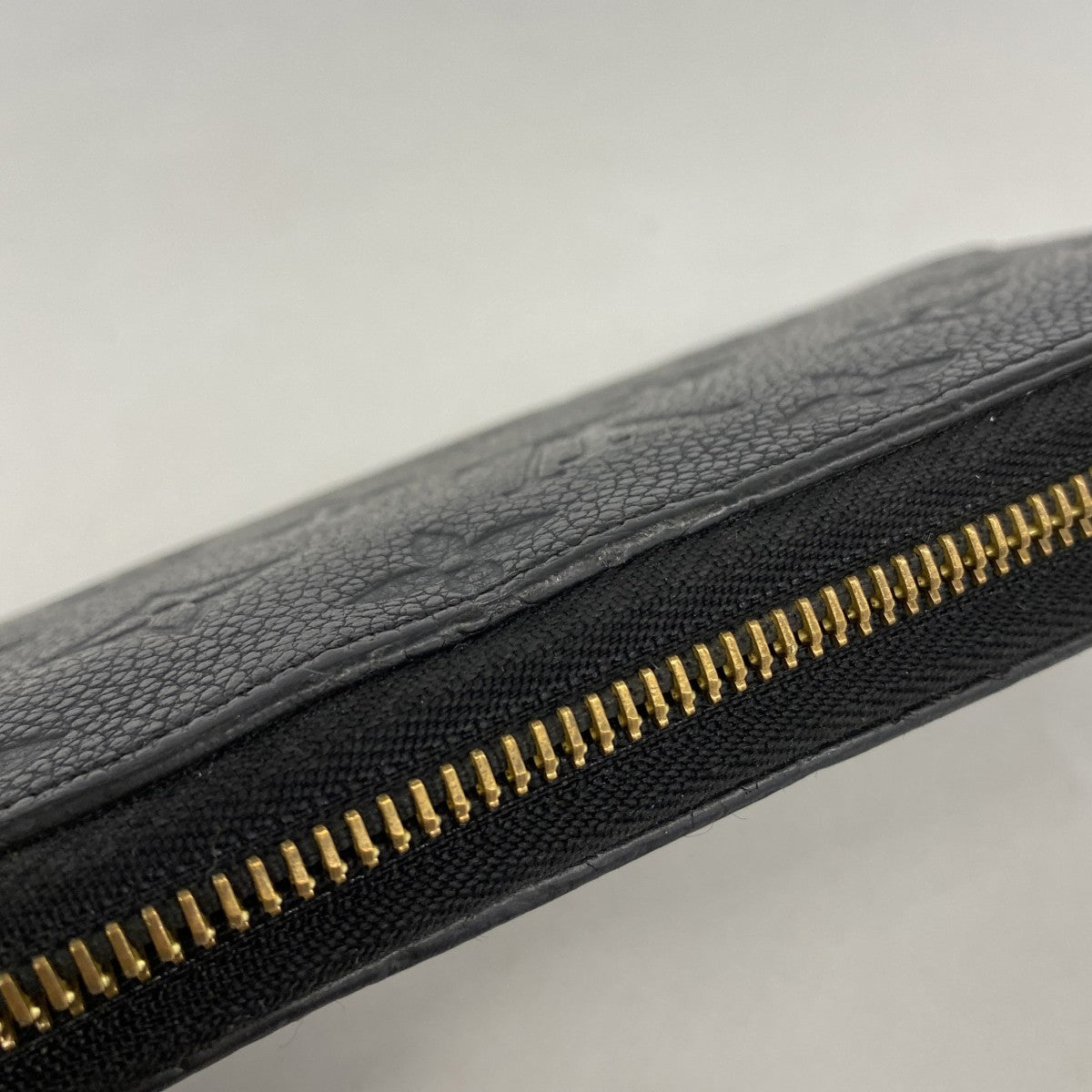 【6gb1244-k】ルイヴィトン 長財布 モノグラム・アンプラント ジッピーウォレット M60571 ノワール【中古】レディース