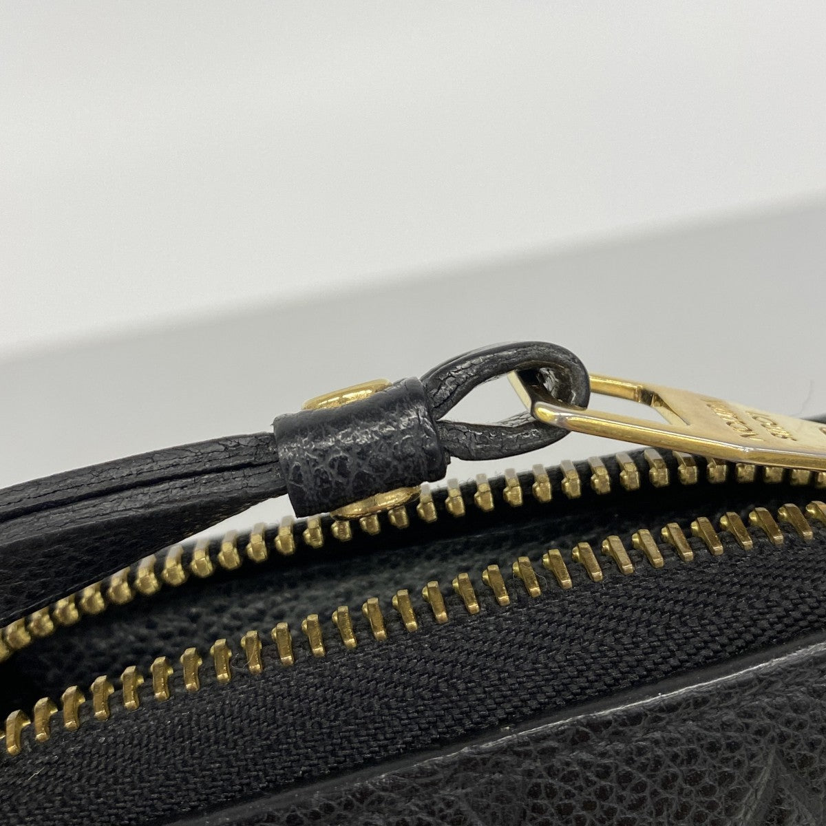 【6gb1244-k】ルイヴィトン 長財布 モノグラム・アンプラント ジッピーウォレット M60571 ノワール【中古】レディース