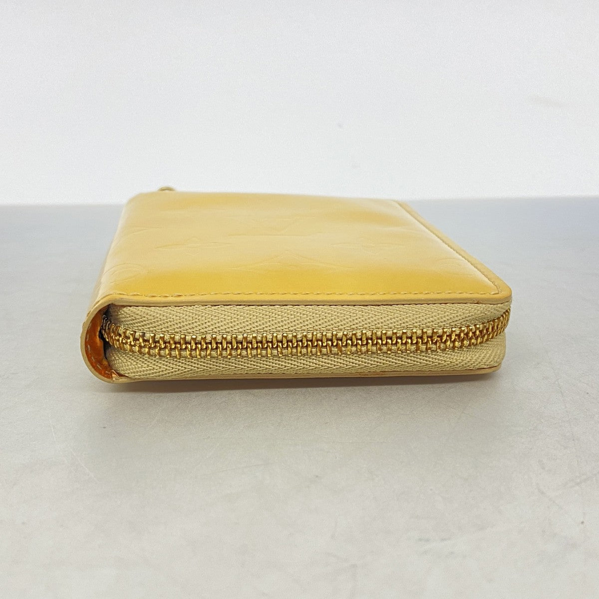 【6gb1263-k】ルイヴィトン 財布 ヴェルニ ブルーム M91015 ベージュ【中古】レディース