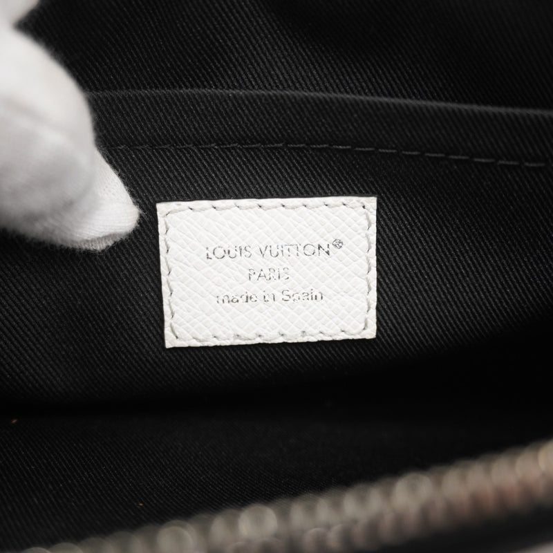 【6gb1314】ルイヴィトン ショルダーバッグ タイガラマ アルファメッセンジャー M31069 ブロン【中古】メンズ