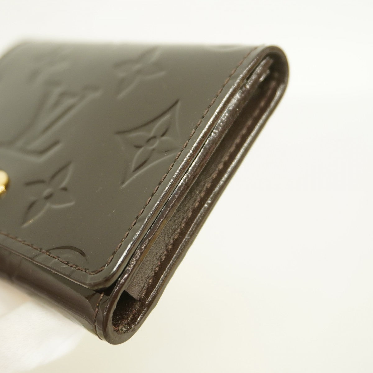 【6gb1483】ルイヴィトン 名刺入れ ヴェルニ アンヴェロップカルトドゥヴィジット M91540 アマラント【中古】レディース