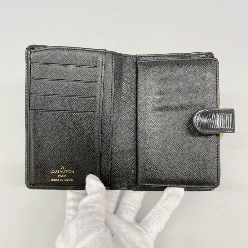 【6gb1542】ルイヴィトン 財布 エピ ポルトモネビエヴィエノワ M63242 ノワール【中古】レディース