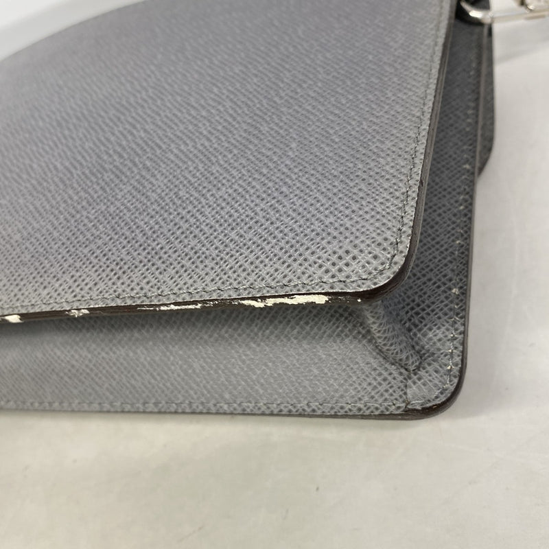 【6gb1696-k】ルイヴィトン クラッチバッグ タイガ ネオベライア M32683 グラシエ【中古】メンズ