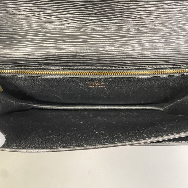 【6gb1697-k】ルイヴィトン クラッチバッグ エピ ポシェットセリエドラゴンヌ M52612 ノワール【中古】メンズ