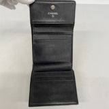 【6gb1849-k】シャネル 三つ折り財布 カメリア ラムスキン ブラック シルバー金具【中古】レディース