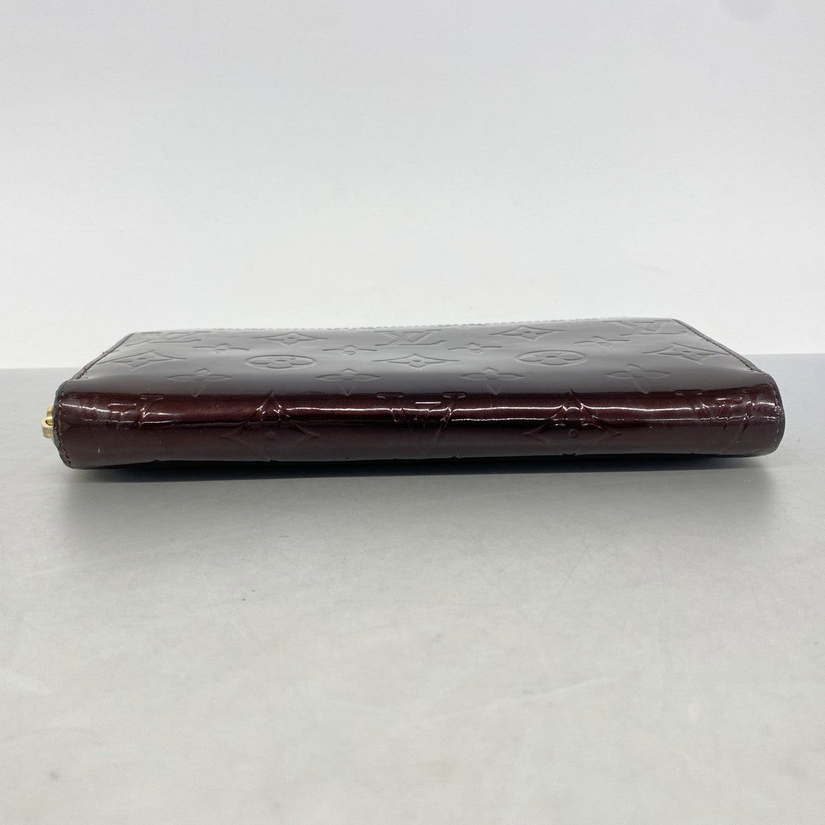 【6gb1865-k】ルイヴィトン 長財布 ヴェルニ ジッピーウォレット M93522 アマラント【中古】レディース