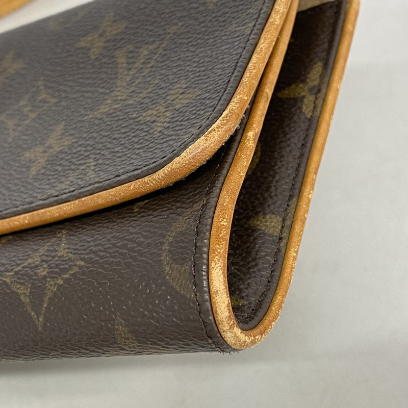 【6gb2172】ルイヴィトン ショルダーバッグ モノグラム ポシェットツインGM M51852 ブラウン【中古】レディース