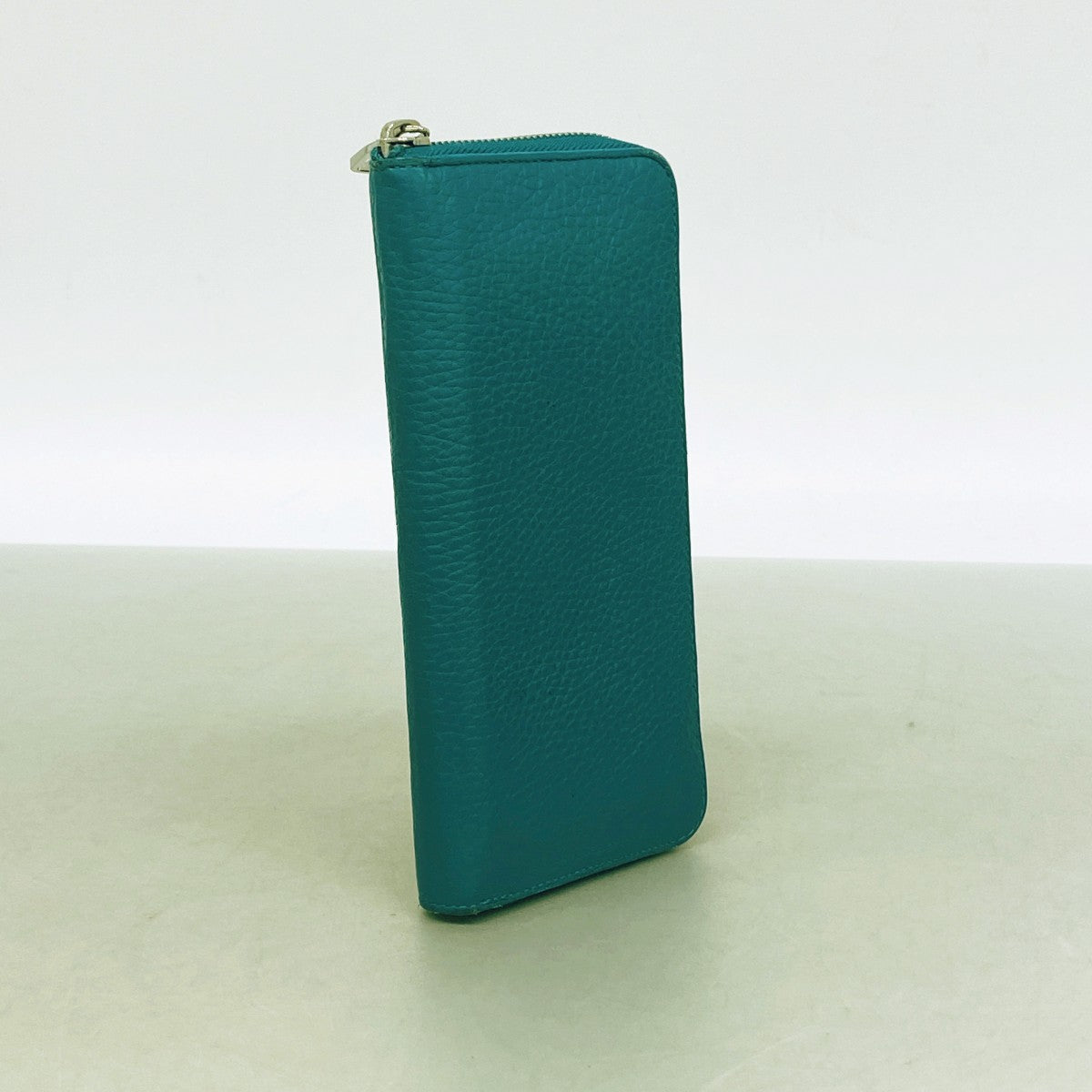 【6gb2284-k】ルイヴィトン 長財布 トリヨン ジッピーウォレットヴェルティカル M58411 ブルー【中古】メンズ