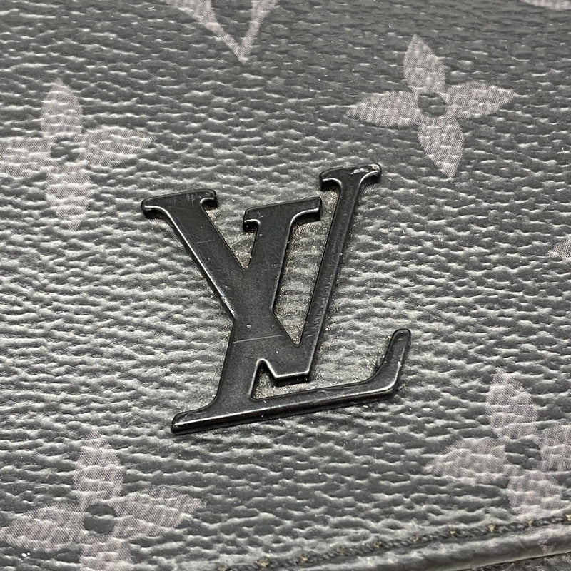 【6gc2438-k】ルイヴィトン ショルダーバッグ モノグラム・エクリプス ディストリクトPM NV2 M45272 ブラック【中古】メンズ