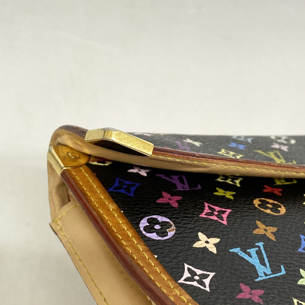 【6gc2450】ルイヴィトン 三つ折り長財布 モノグラム・マルチカラー ポルトトレゾールインターナショナル M92658 ノワール【中古】レディース