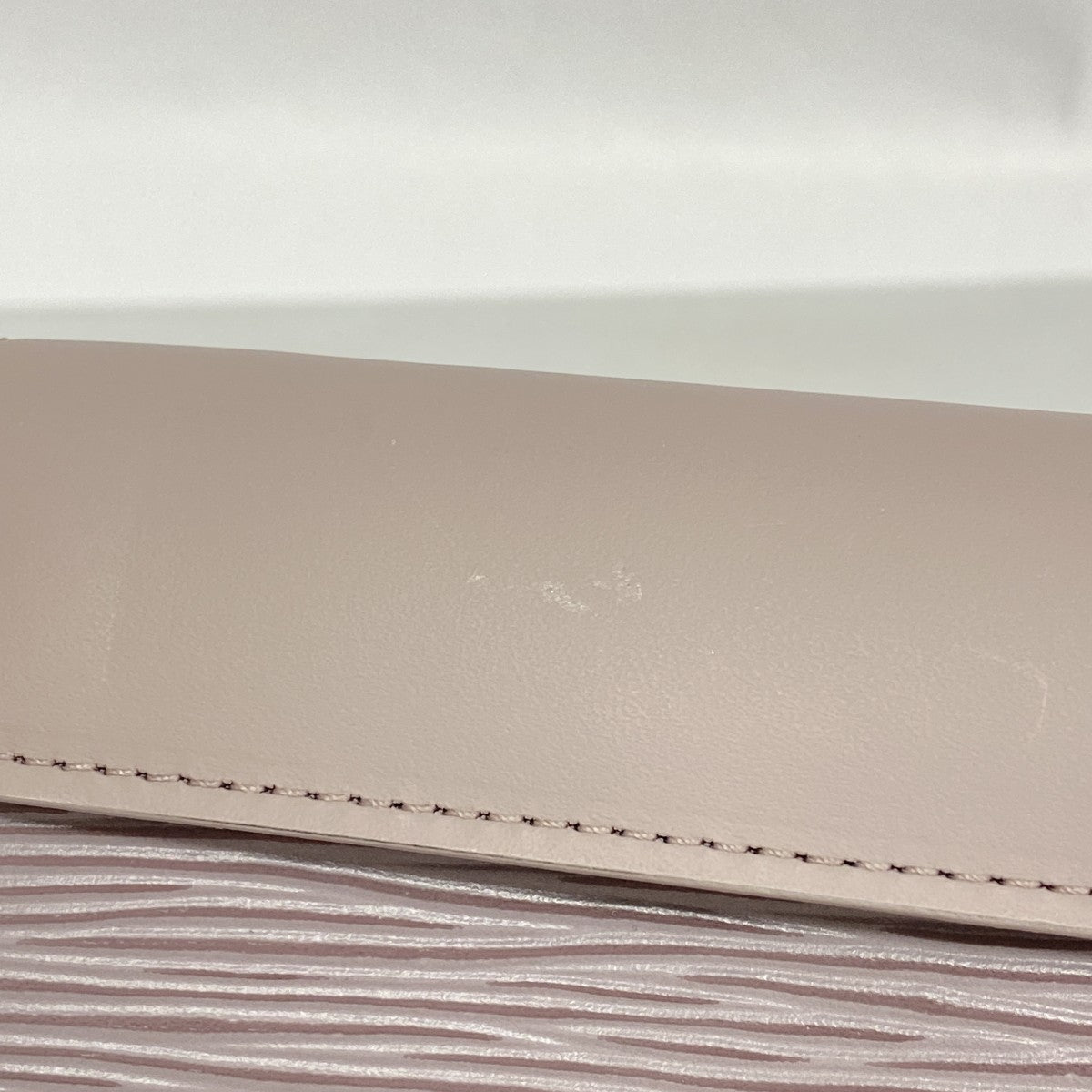 【6gc2452】ルイヴィトン 三つ折り財布 エピ ポルトモネエラスティック M6366B ライラック【中古】レディース