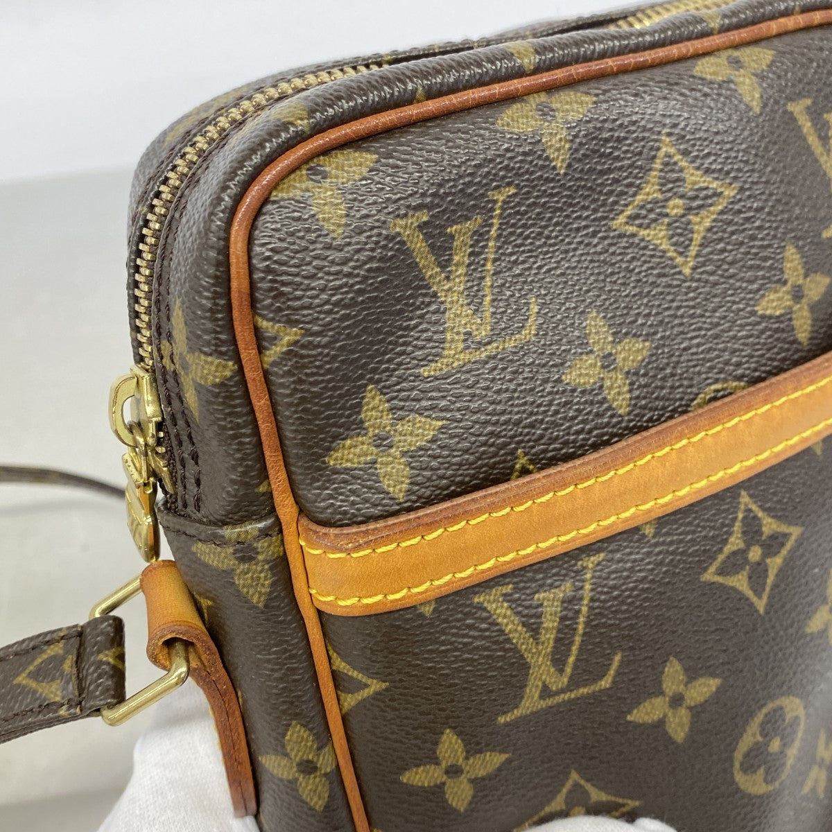 【6gc2456】ルイヴィトン ショルダーバッグ モノグラム ダヌーブ M45266 ブラウン【中古】レディース