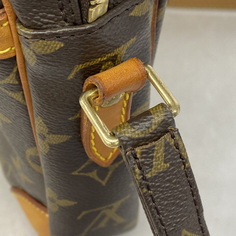 【6gc2456】ルイヴィトン ショルダーバッグ モノグラム ダヌーブ M45266 ブラウン【中古】レディース