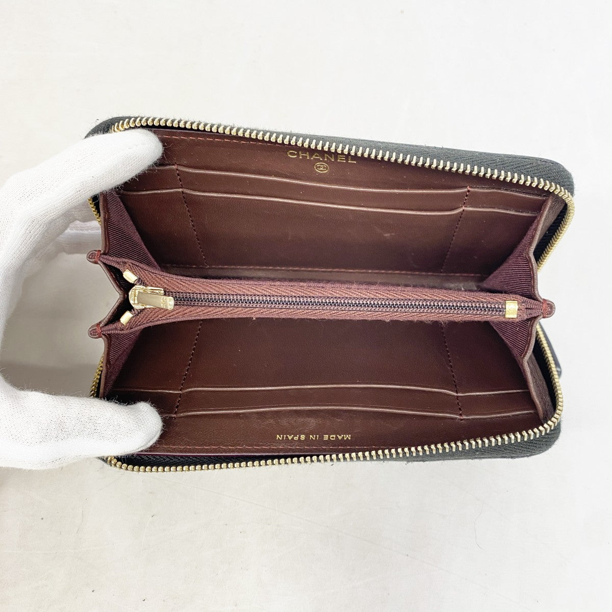 【6gc2463】シャネル 財布 マトラッセ ラムスキン ブラック シャンパンゴールド金具【中古】レディース