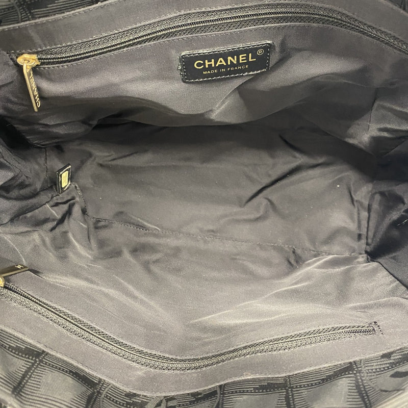 【6gc2464】シャネル トートバッグ ニュートラベル ナイロン ブラック ゴールド金具【中古】レディース