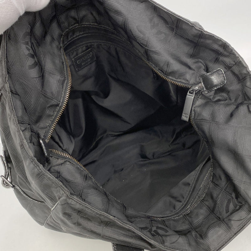 【6gc2509-k】シャネル トートバッグ ニュートラベル ナイロン ブラック ゴールド金具【中古】レディース