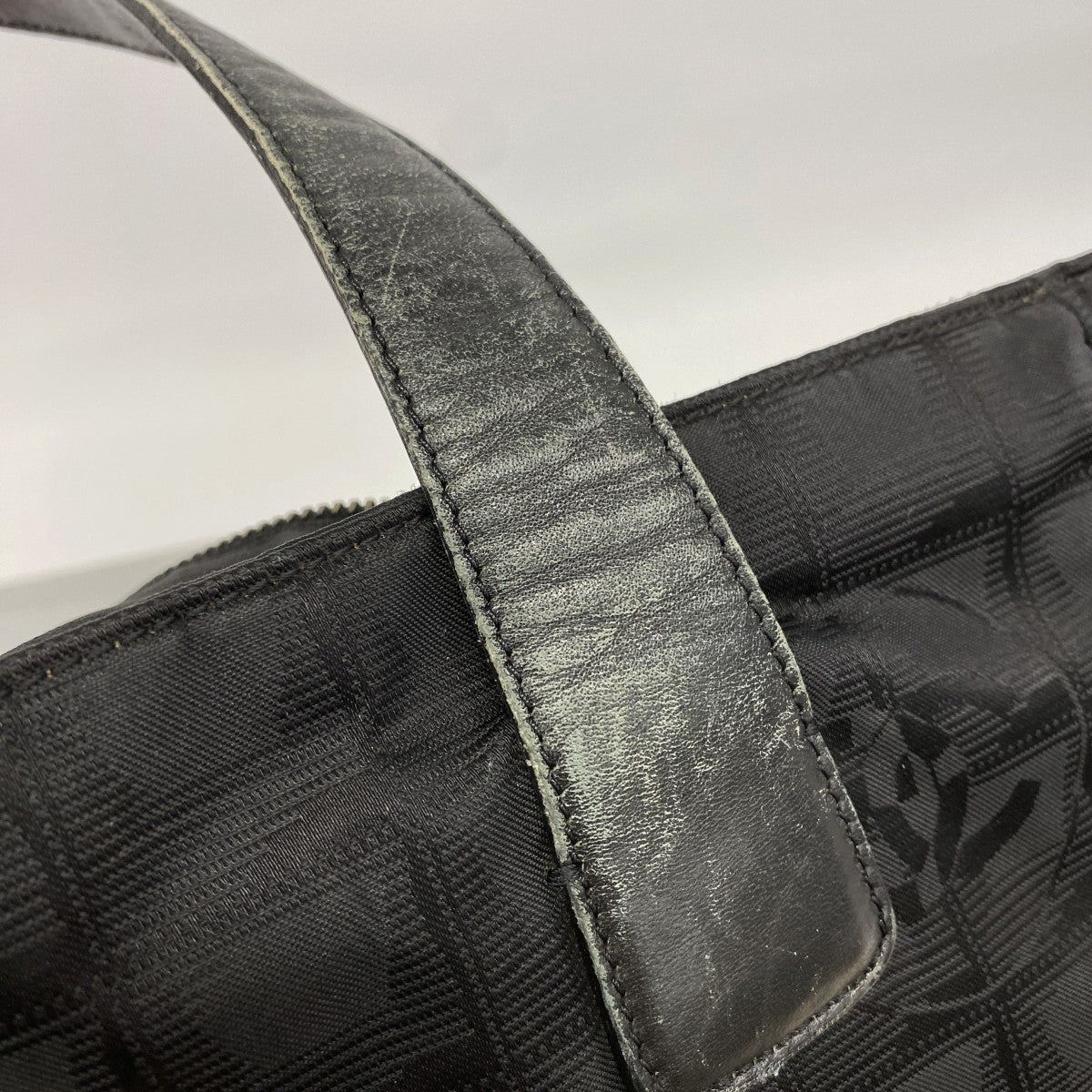 【6gc2509-k】シャネル トートバッグ ニュートラベル ナイロン ブラック ゴールド金具【中古】レディース