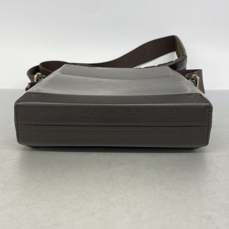 【6gc2514-k】ルイヴィトン ショルダーバッグ モノグラム・グラセレザー ボビー M46520 カフェ【中古】メンズ