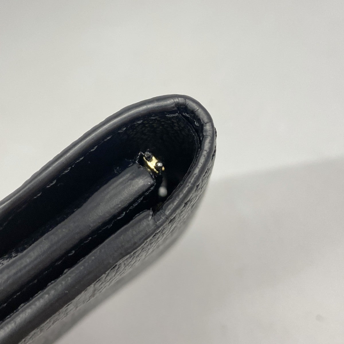 【6gc2519-k】ルイヴィトン 三つ折り財布 モノグラム・アンプラント ポルトフォイユヴィクトリーヌ M64060 ノワール【中古】レディース