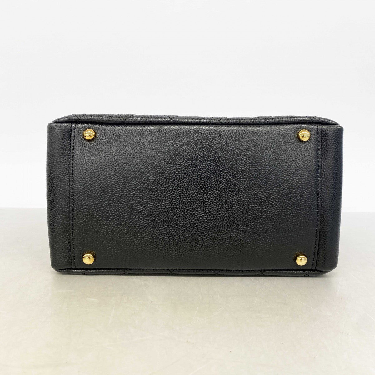 【6gc2536】シャネル ハンドバッグ マトラッセ キャビアスキン ブラック ゴールド金具【中古】レディース