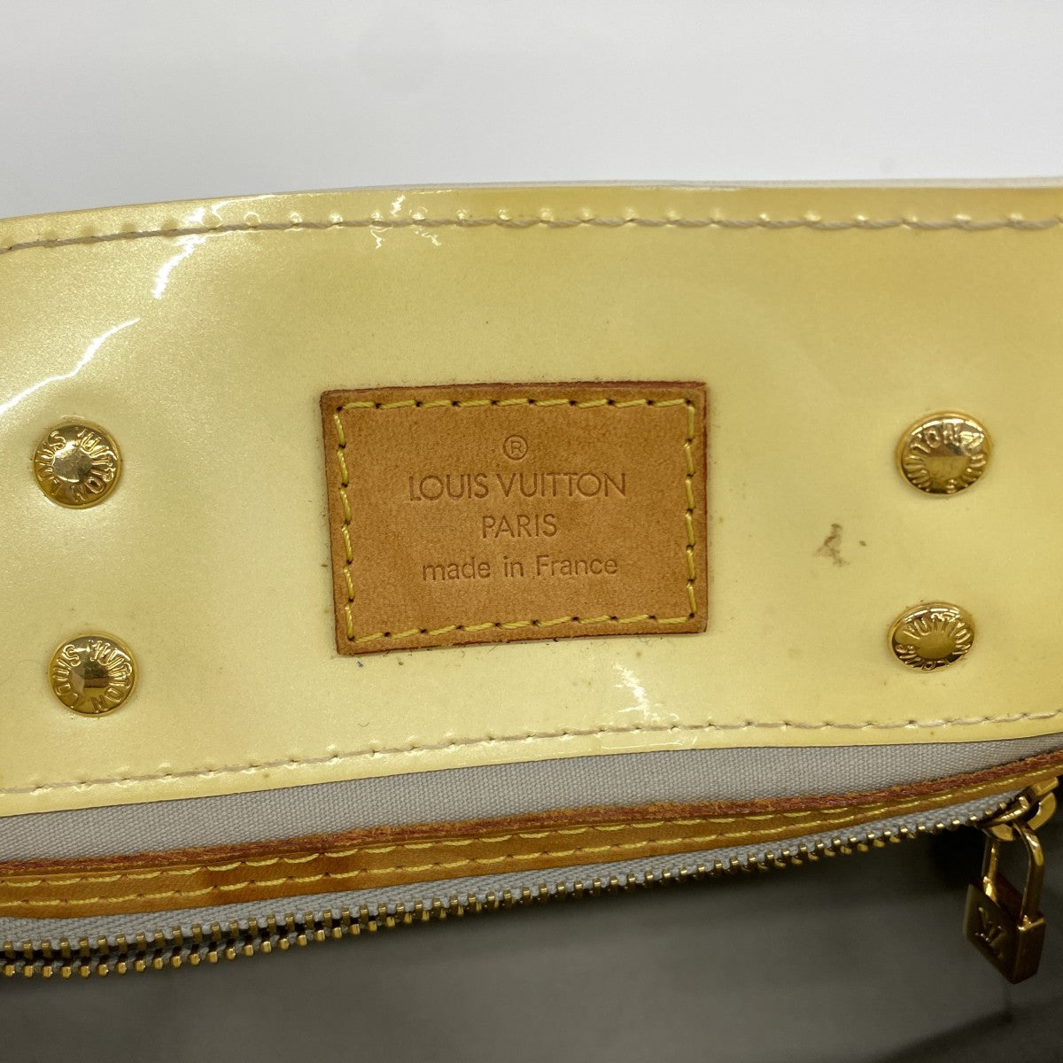 【6gc2585】ルイヴィトン ハンドバッグ ヴェルニ リードPM M91336 ペルル【中古】レディース