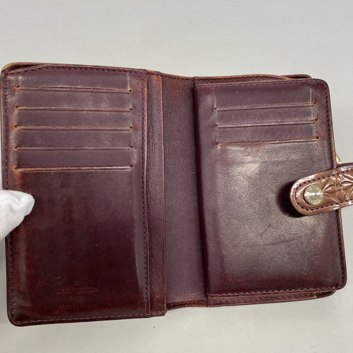 【6gc2588】ルイヴィトン 財布 ヴェルニ ポルトフォイユヴィエノワ M93574 ヴィオレット【中古】レディース